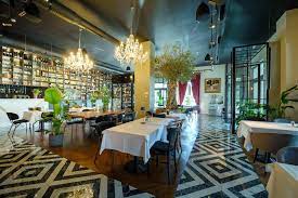 Restaurantul premium cu dish-uri spectaculoase într-un decor inedit.”Oliveto by Caelia”