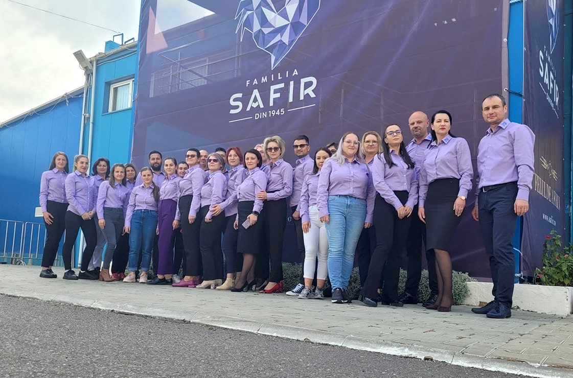 Angajatori puternici din România: grupul de firme Safir din (regiunea) Moldova