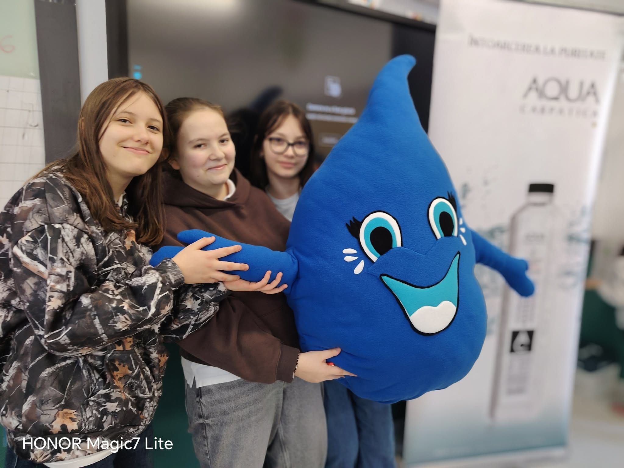 Fii ReciCreativ şi hidratează cu iubire inimile şi mediul, la “Focus to Green Eco Life”